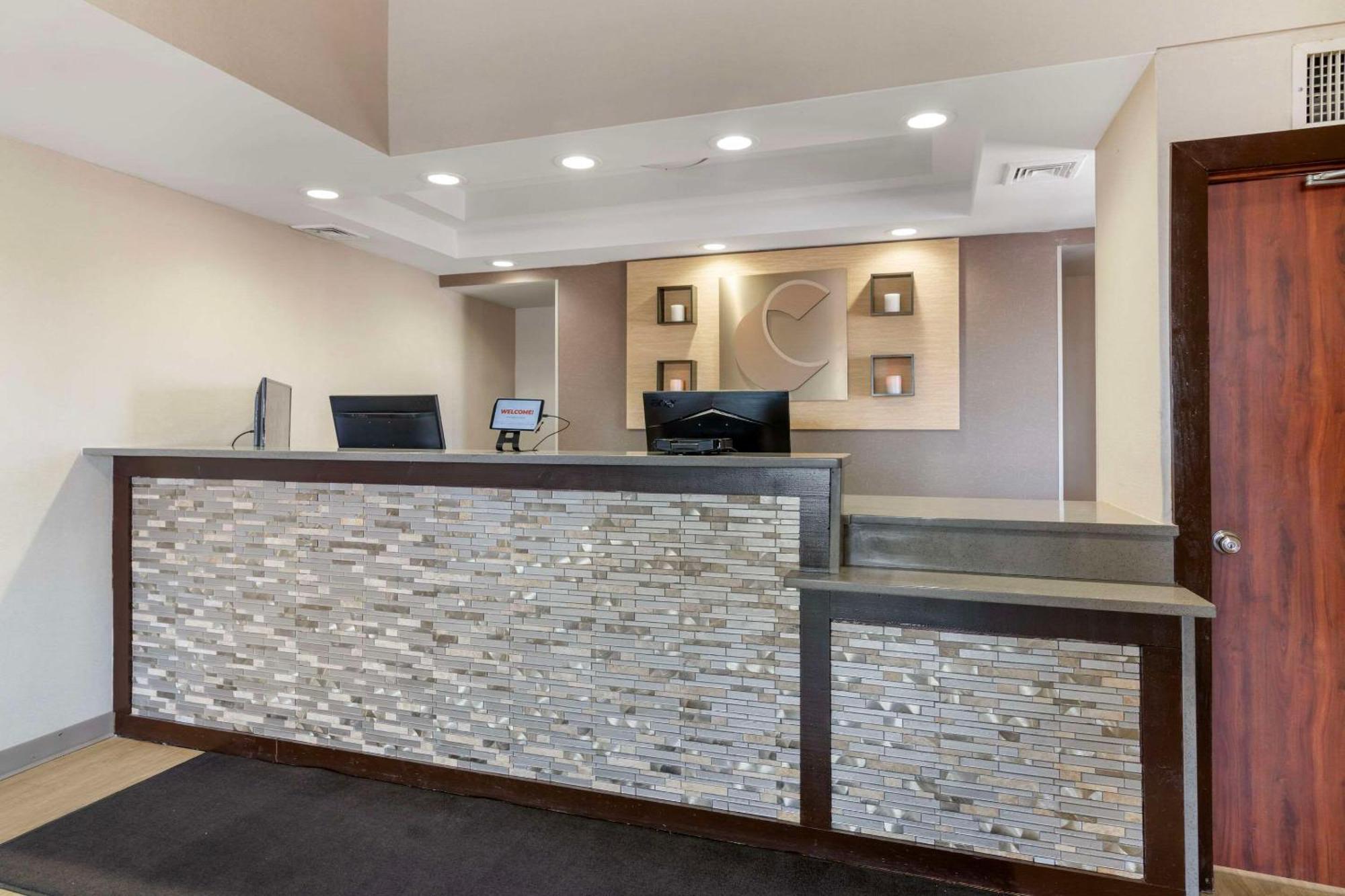 Comfort Inn Airport Manchester Eksteriør bilde